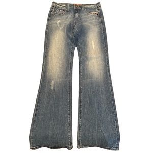 NWOT Vigoss Bootcut Destructed Jeans 11